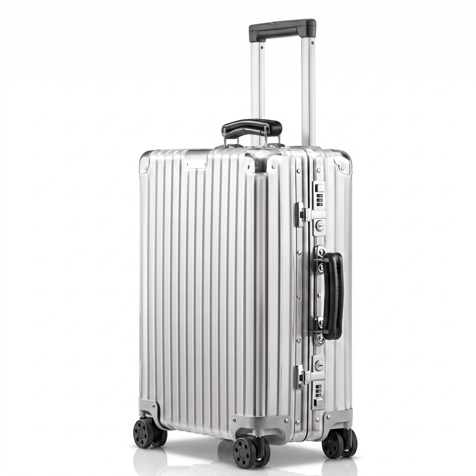 Cabin S Aluminum Suitcase — Silver (No branding)